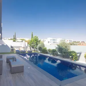 Ελέγξτε τη διαθεσιμότητα